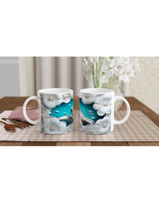 Beyaz Çiçekler ve Mavi Balıklar Arasında Deniz Kaplumbağası Kupa Bardak