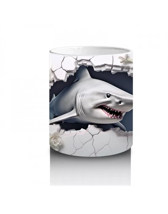 Beyaz Çiçeklerle Süslenmiş Çatlak Zeminden Bakan Köpekbalığı - Baskılı kahve kupası