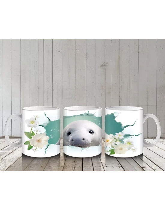 Beyaz Çiçeklerle Süslenmiş Sevimli Fok – Baskılı Kahve Kupası