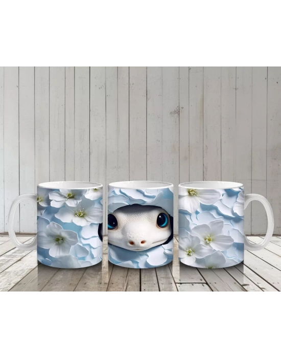 Beyaz Çiçekli Fon Üzerinde Mavi Gözlü Yavru – Baskılı Kahve Kupası