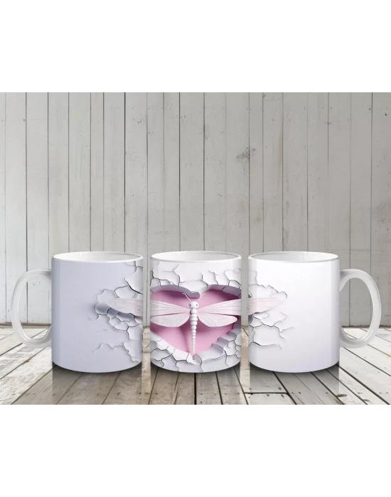 Beyaz Duvar Üzerinde Pembe Kanatlı Yusufçuk – Baskılı Kahve Kupası