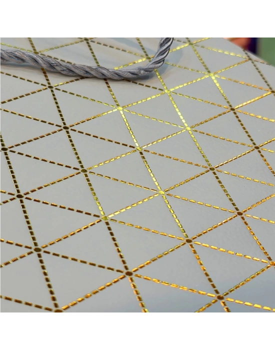 Beyaz Geometrik Desenli Orta Boy Karton Hediye Çantası