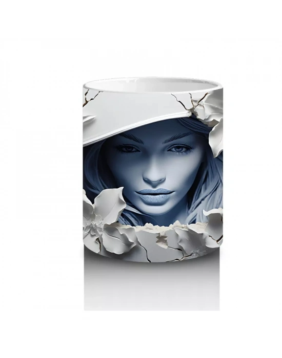 Beyaz Şapkalı Kadın ve Duvar Gölgeleri – Hediyelik Kahve Kupası