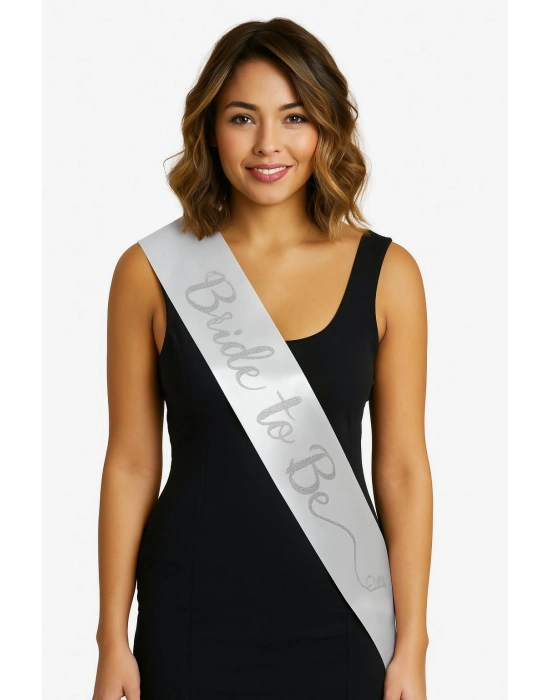 Beyaz Saten Üzerine El Yazısı İtalik Gümüş Bride To Be Kuşağı 10 Cm Genişlik