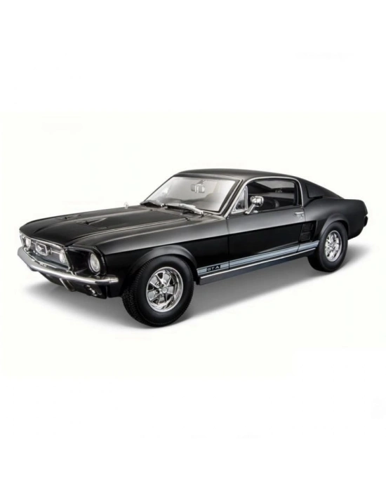 ® 1:18 1967 Ford Mustang GTA Fastback