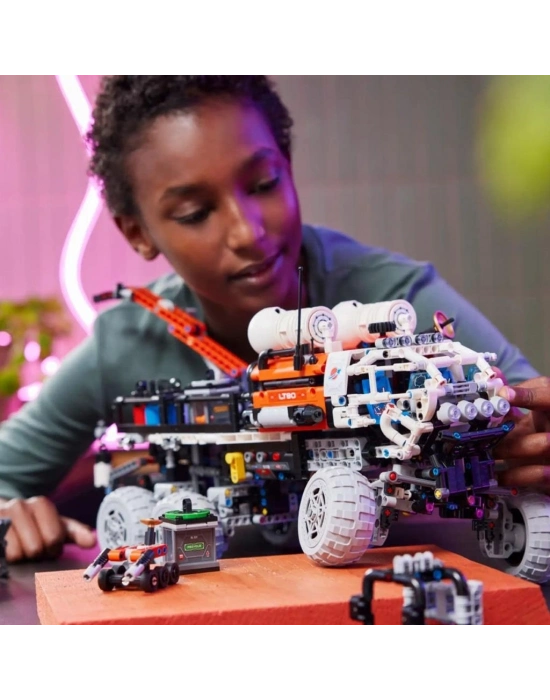 ® 42180  Technic Mars Ekibi Keşif Aracı 1599 parça +11 yaş