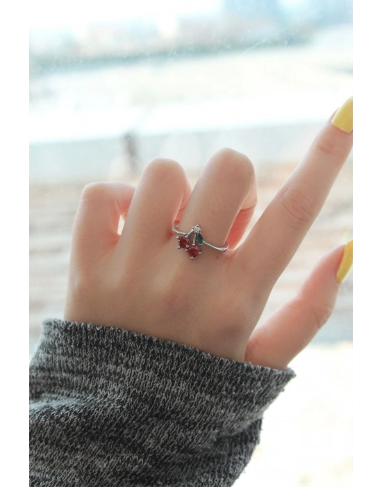 ® Ayarlamalı Gümüş Renk Kristal Taşlı Kiraz Yüzük