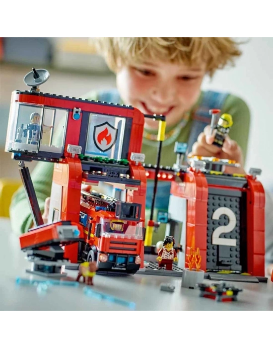 ® City İtfaiye Kamyonlu İtfaiye Merkezi 60414