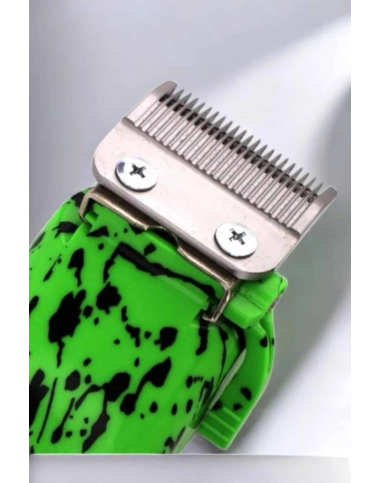 ® Lazer Öncesi Şarj Edilebilir, Su Geçirmez Tıraş ve Bakım Seti