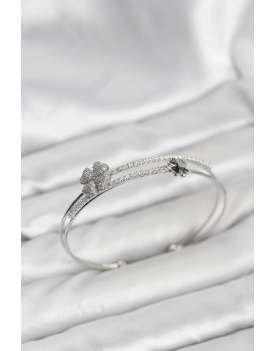 ® Pirinç Gümüş Renk Yonca Model Kadın Bileklik