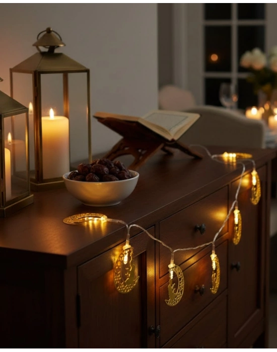 Secde Eden Adam Figürlü Ay Tasarımlı Ramazan LED Işık