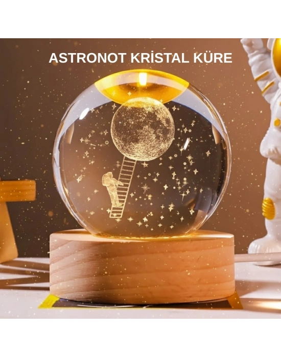® USB’li 3D Astronot Kristal Küre – Modern Uzay Temalı Gece Lambası