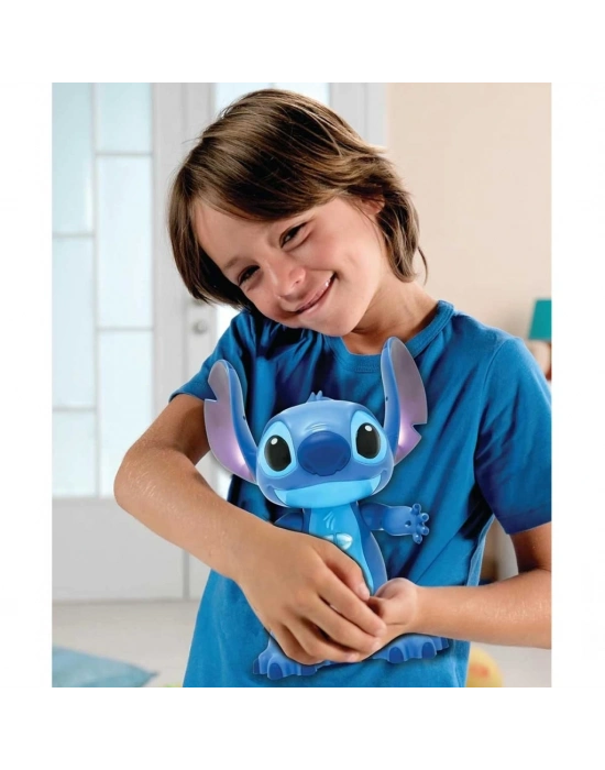 ® Uzaktan Kumandalı Interaktif Robot