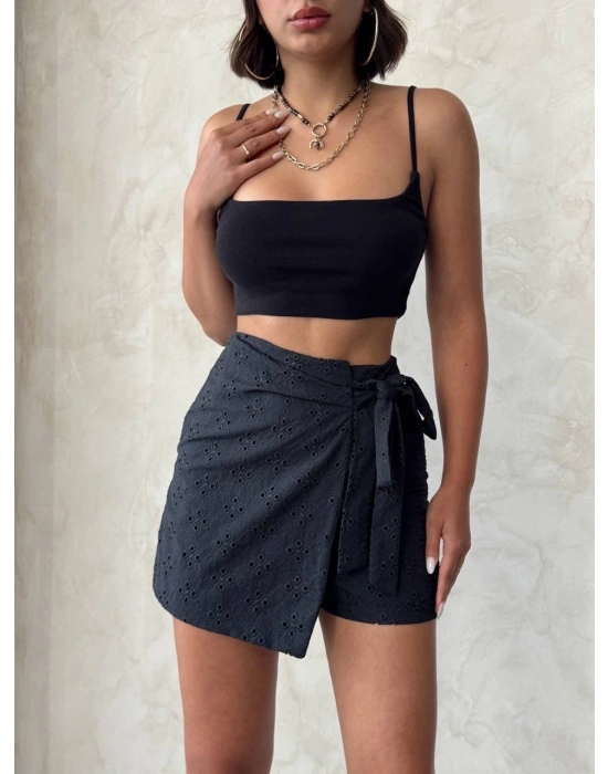 Brodeli şort etek s255075