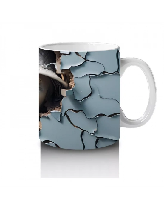 Çatlak Duvar Arasında Meraklı Gözler – Hediyelik Kahve Kupası