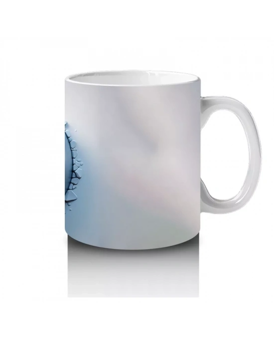 Çatlak Duvar Arasında Sevimli Yavru Kutup Tilkisi - Baskılı kahve kupası