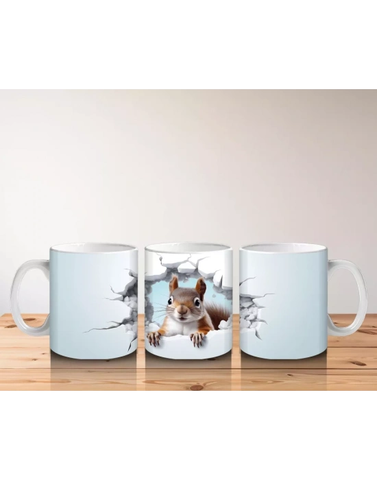 Çatlak Duvar Arasında Yavru Sincap – Baskılı Kahve Kupası