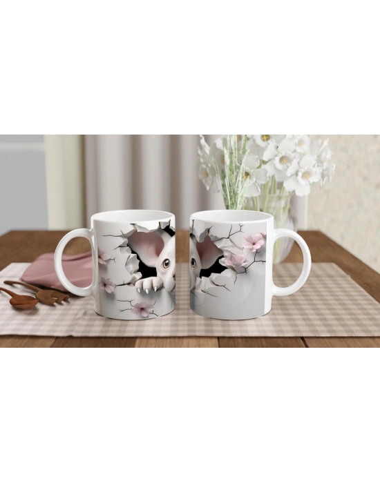 Çatlak Duvar Arasından Bakan Sevimli Beyaz Köpek Baskılı Kupa Bardak