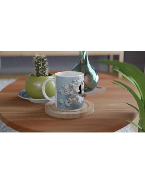 Çiçeklerle Çevrili Masum Pomeranian Temalı Baskılı Kupa Bardak