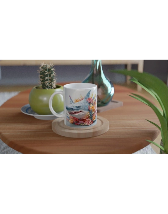 Çiçeklerle Süslenmiş Komik Köpek Balığı Temalı Renkli Kupa Bardak