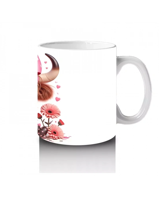 Çiçekli Arka Planda Fiyonk Takmış Boğa – Baskılı Kahve Kupası