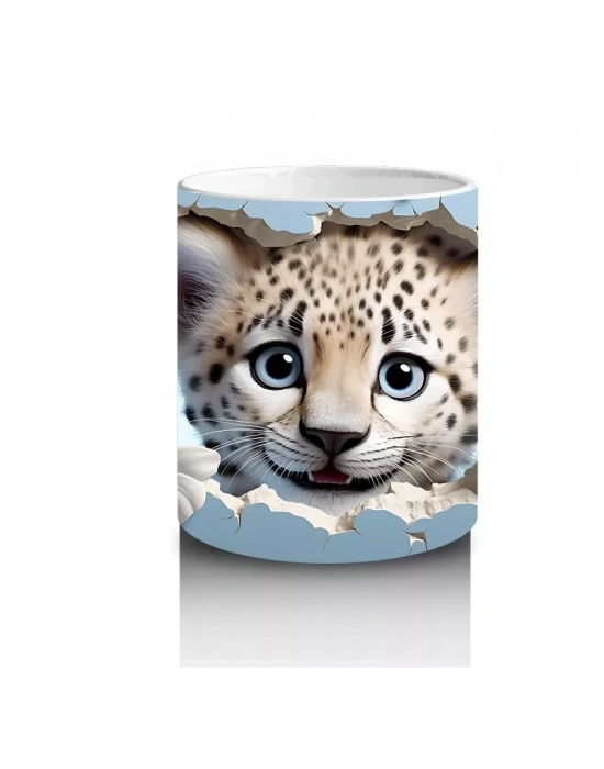Çiçekli Fon Üzerinde Leopar Yavrusu – Baskılı Kahve Kupası