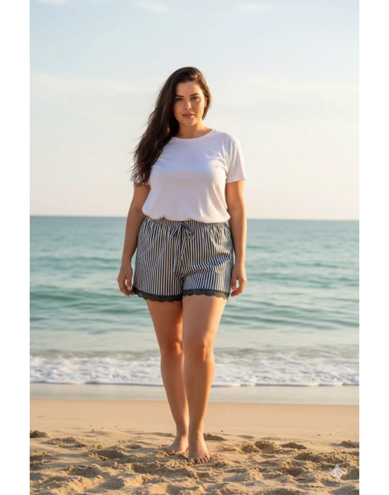 Çizgili Penye Kadın Ev Şortu Bacak Dantel Detaylı Ev Giyim Siyah