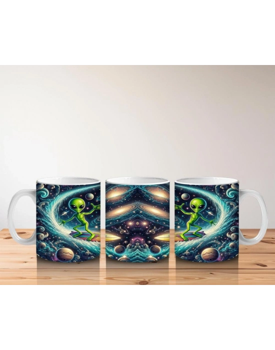 Çocuklara Sütü Sevdiren Uzayda Sörf Yapan Sevimli Uzaylı Desenli Kupa Bardak