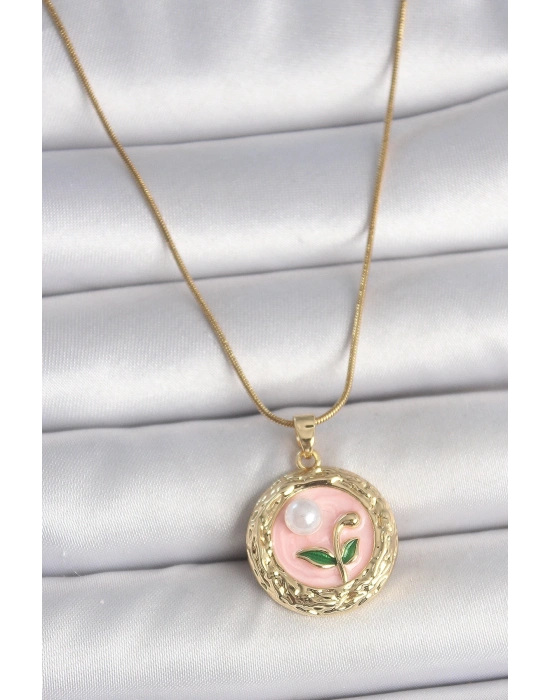 ® 316L Çelik Gold Renk Zincir Pembe Çiçek İşlemeli inci Detay Portre Model Kadın Kolye