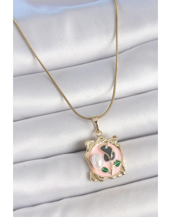 ® 316L Çelik Gold Renk Zincir Pembe Mineli Çiçek İşlemli İnci Detay Portre Model Kadın Kolye