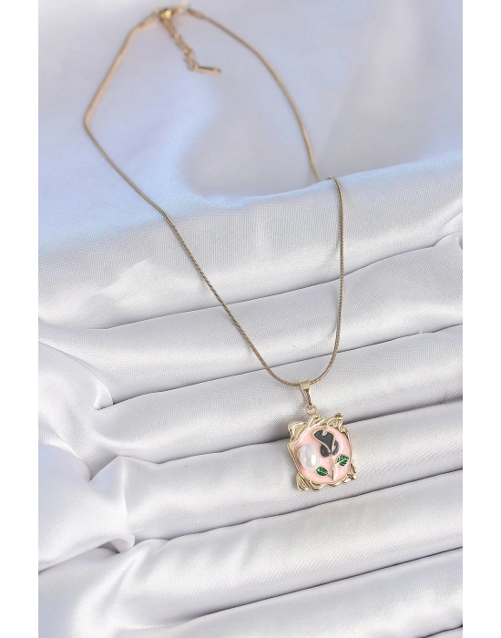 ® 316L Çelik Gold Renk Zincir Pembe Mineli Çiçek İşlemli İnci Detay Portre Model Kadın Kolye