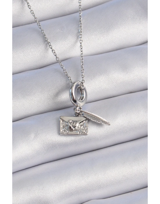 ® 316L Çelik Gümüş Renk Kalp Detay Mektup Figür Charm Model Kadın Kolye