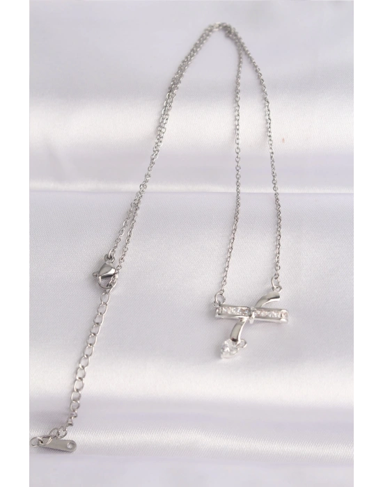 ® 316L Çelik Zincir Gümüş Renk Zirkon Taşlı Kalp Detay Fiyonk Kolye