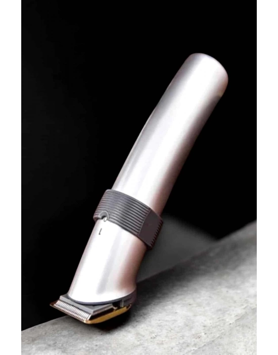 ® 4 Taraklı Profesyonel Şarjlı Saç ve Sakal Kesme Tıraş Makinesi Seti