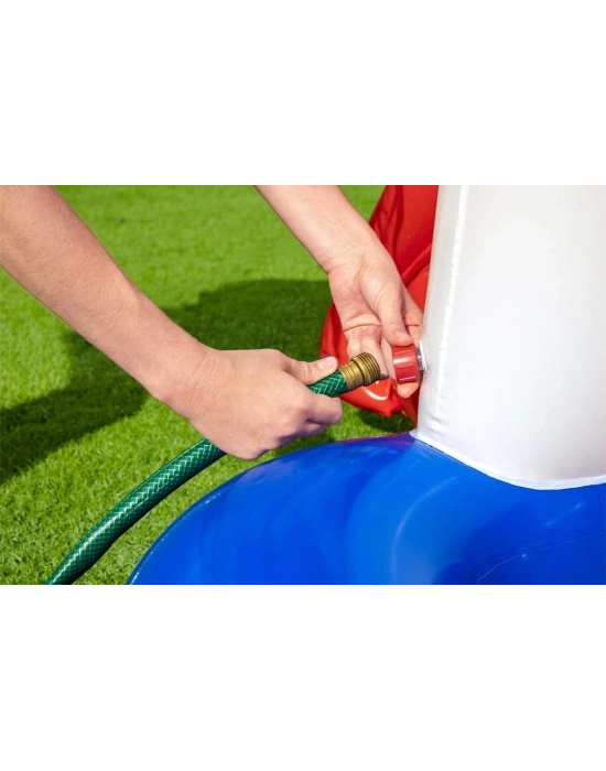 ®  Köpekbalık Kaydıraklı Havuz