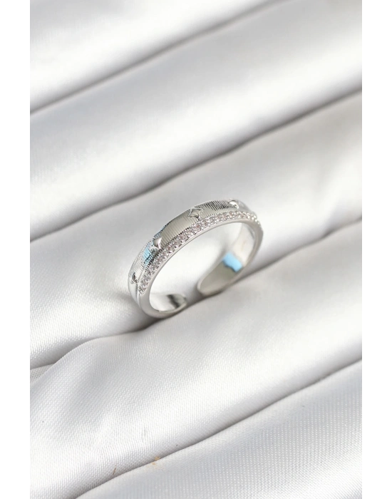 ® Gümüş Renk Şerit Zirkon Taşlı Kadın Yüzük