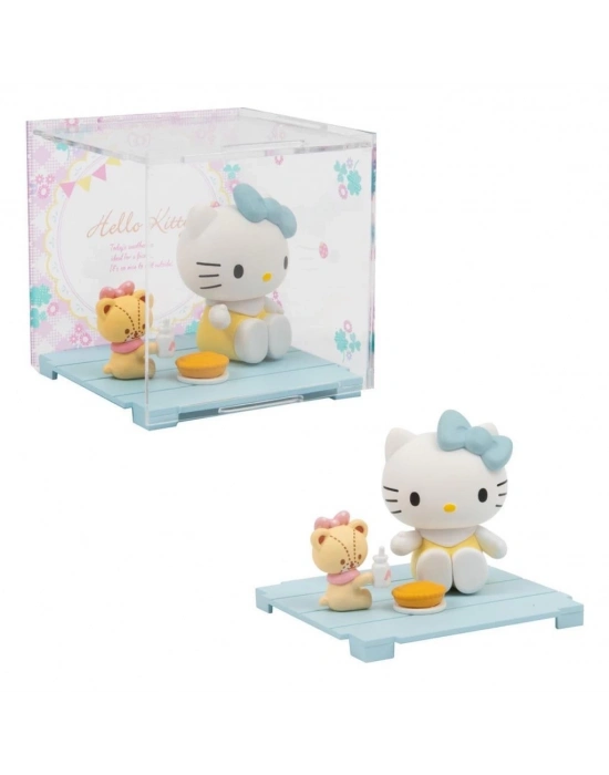 ® HKT38100 Hello Kitty ve Oyun Arkadaşı