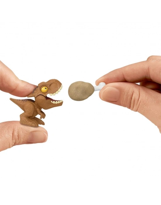 ® HVB29  Crushivores Serisi - Sürpriz Aksesuarlı Figür