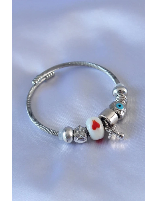 ® Kalp ve Nazar Boncuk Detaylı Charm Kadın Bileklik