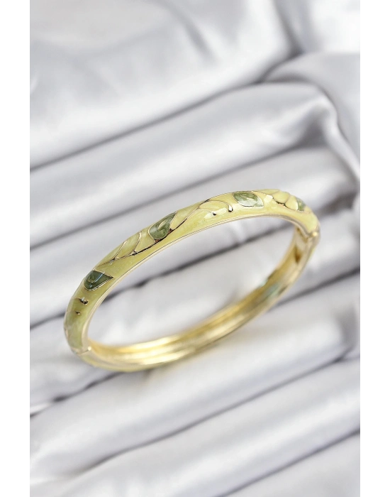® Mineli Pirinç Fıstık Yeşili Yaprak Motifli Gold Renk Kadın Kelepçe
