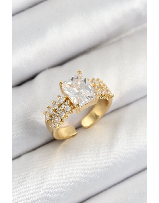 ® Pirinç  Büyük Zirkon Taşlı Model Gold Renk Kadın Yüzük