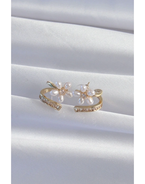 ® Pirinç Gold Renk Zirkon Taşlı Kıvrımlı İnci Çiçek Küpe