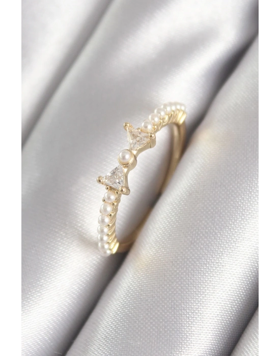 ® Pirinç Gold Renk Zirkon Taşlı Kurdele İnci Detay Kadın Yüzük