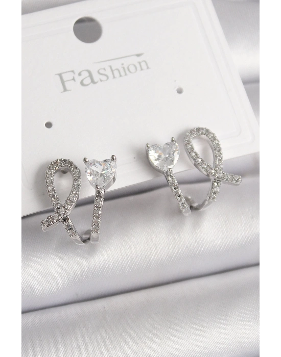 ® Pirinç Gümüş Renk Düğüm Model Zirkon Taşlı Kalp Detay Kadın Küpe