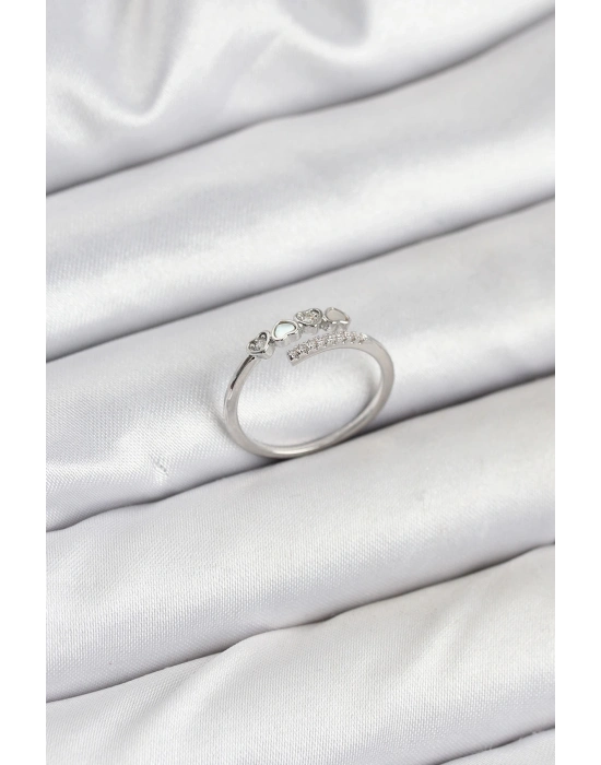 ® Pirinç Gümüş Renk Kalpli Detaylı Zirkon Taşlı Kadın Yüzük