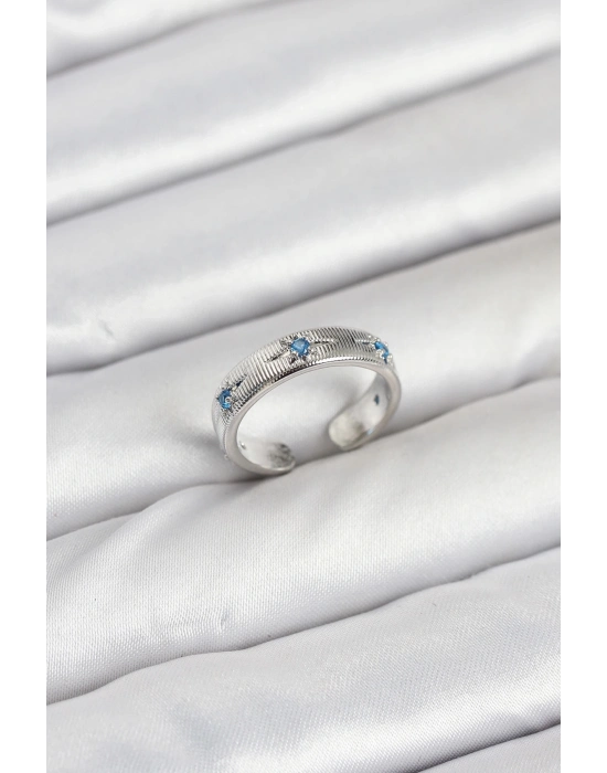 ® Pirinç Gümüş Renk Mavi Zirkon Taşlı Kutup Yıldızı Model Kadın Yüzük