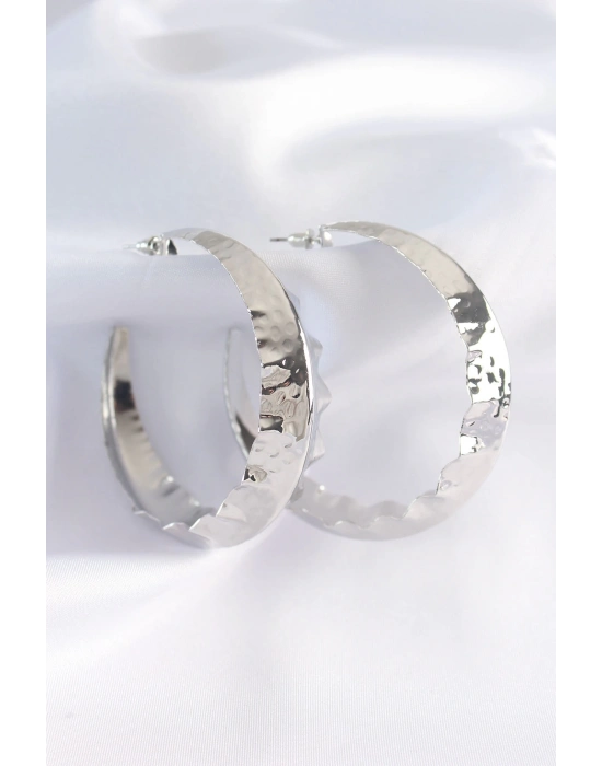 ® Pirinç Gümüş Renk Yaprak Desenli Halka Küpe