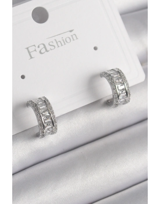 ® Pirinç Gümüş Renk Zirkon Taşlı Halka Model Kadın Küpe