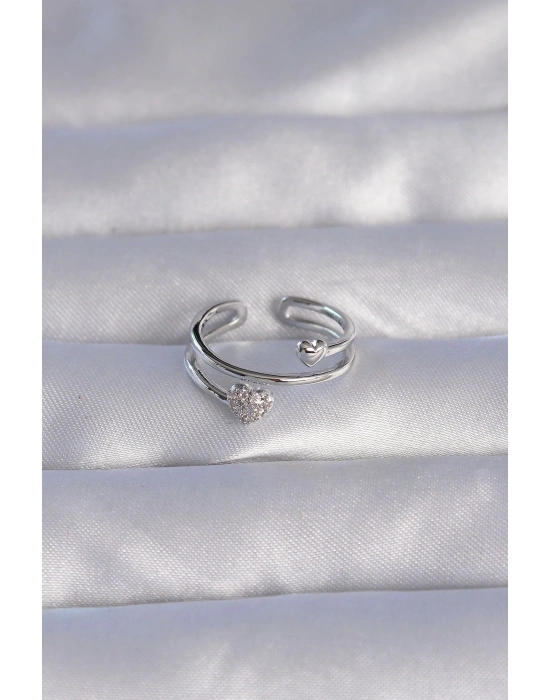 ® Pirinç Gümüş Renk Zirkon Taşlı Kalpli Model Ayarlanabilir Yüzük