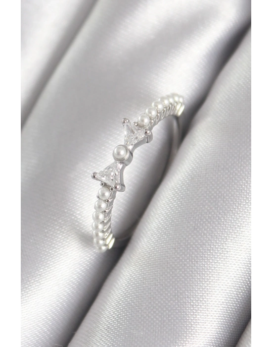 ® Pirinç Gümüş Renk Zirkon Taşlı Kurdele Model İnci Detay Kadın Yüzük